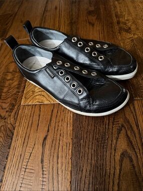 FRANKIE 4 Women’s Leather Sneakers Size 8.5